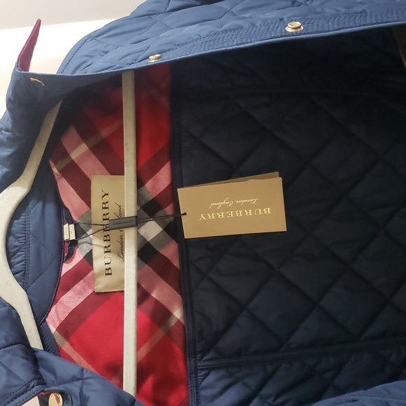 Burberry Navy Jacket quilted nova check lining - Picture 9 of 9